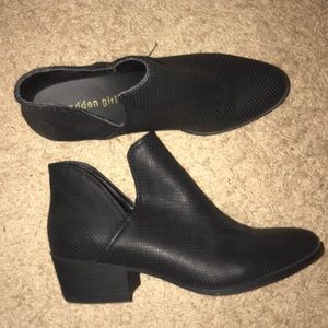 black ankle boots